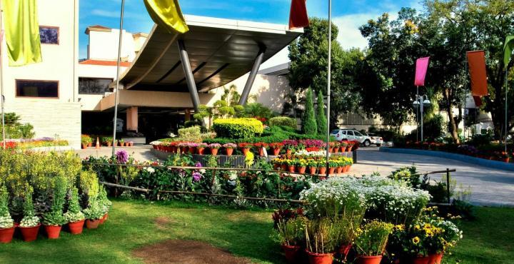 Hotel Mountview Chandīgarh エクステリア 写真