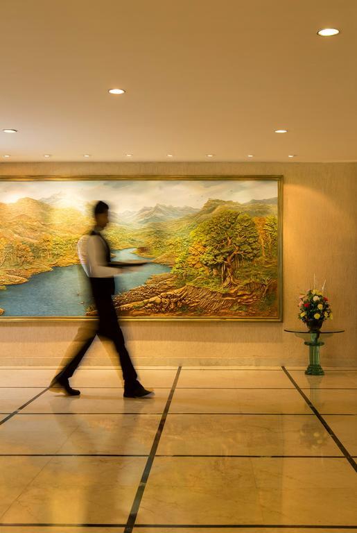 Hotel Mountview Chandīgarh エクステリア 写真