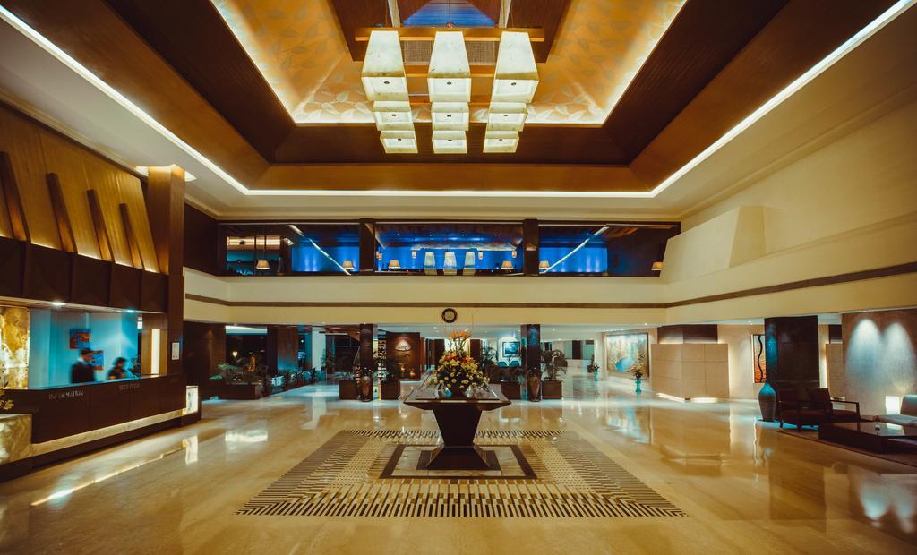 Hotel Mountview Chandīgarh エクステリア 写真